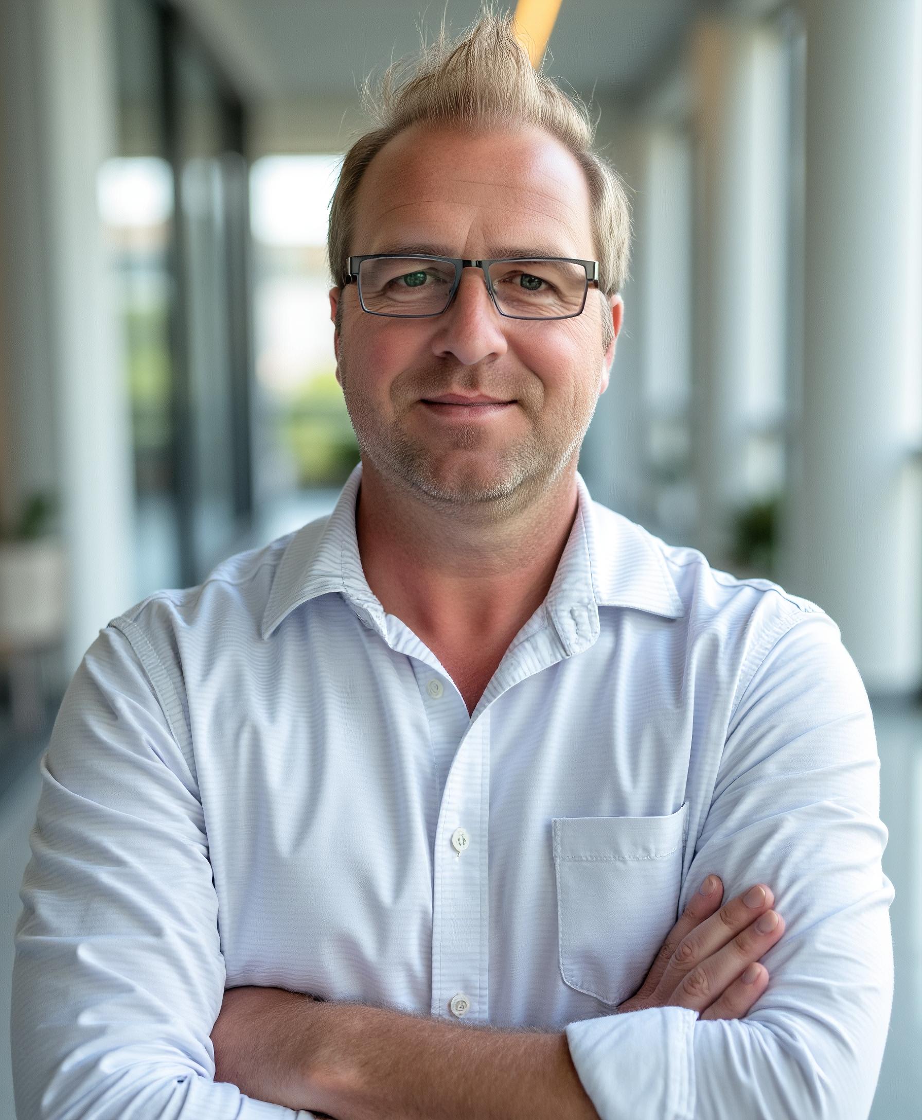 Justin Wilson, Founder & Principal Advisor, Amplifier One